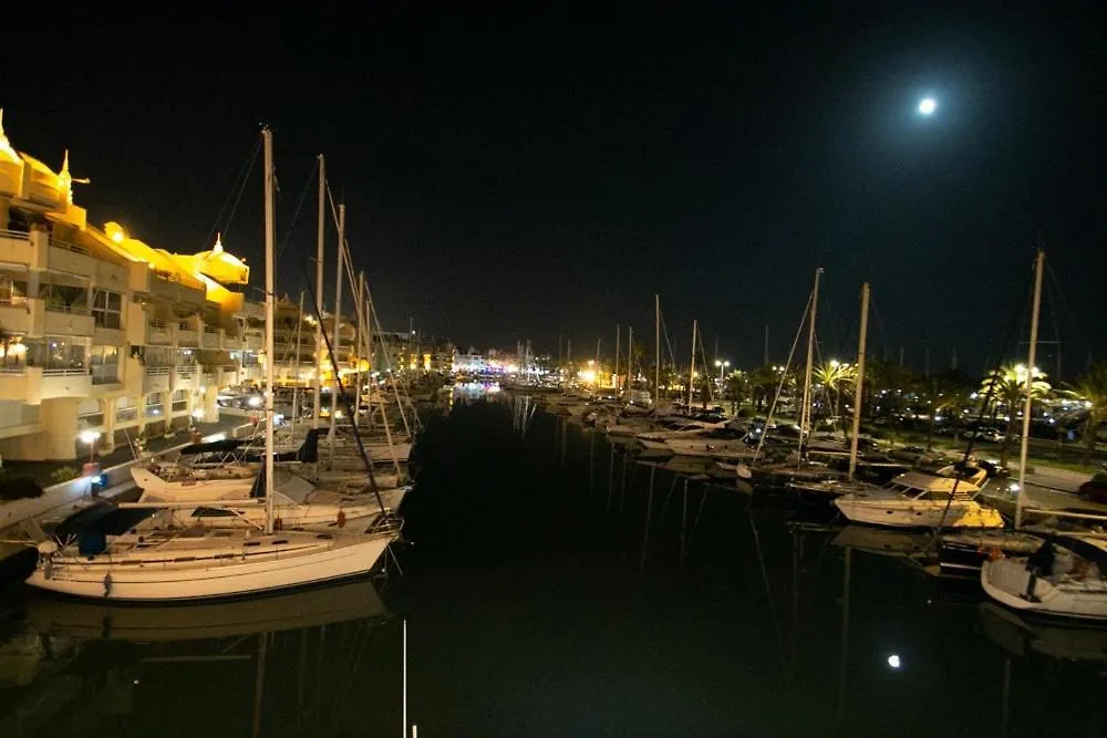 The Perfect Holiday Location Benalmadena 0*,