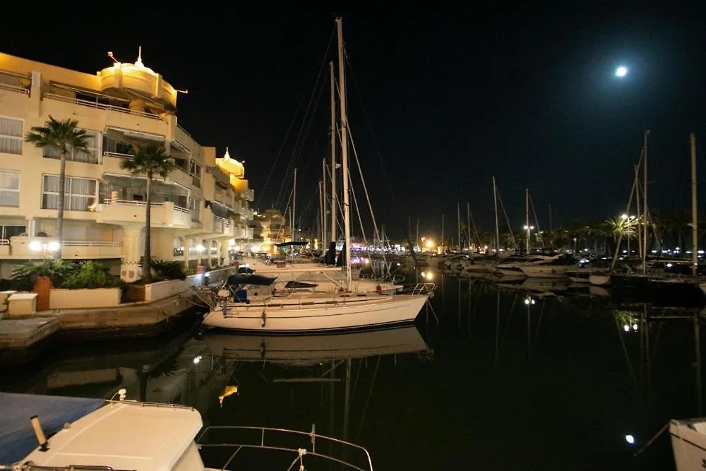 The Perfect Holiday Location Benalmadena 0*,