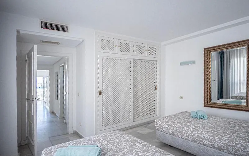 The Perfect Holiday Location Benalmadena 0*,